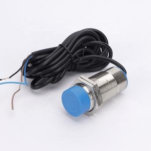 接近开关金属传感器LJ30A3-15-Z/三线NPN常开DC12V 24v感应式IP67 M30 200mA - Product Image 1