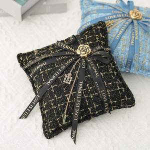 <span class=keywords><strong>D</strong></span>ésodorisant de luxe moderne en charbon de bambou, sachet élégant en tissu, <span class=keywords><strong>absorbeur</strong></span> <span class=keywords><strong>d</strong></span>'<span class=keywords><strong>humidité</strong></span> <span class=keywords><strong>pour</strong></span> <span class=keywords><strong>voiture</strong></span>, placard et maison - Product Image 5