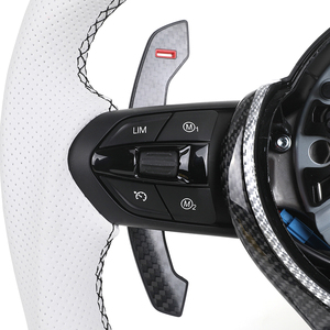 Volant en cuir semi-perforé blanc avec pagaies en carbone pour <span class=keywords><strong>BMW</strong></span> F01 F06 F10 F20 F30 M3 F80 M4 F82 M2 F87 E90 E92 - Product Image 2