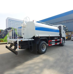 รถบรรทุกฉีดน้ำ CLW รุ่นปรับแต่งพิเศษ 1 คัน Suzu 4x2 14 ตัน พร้อมฟังก์ชั่นฉีดน้ำขั้นสูงสำหรับควบคุมฝุ่นในเขตอุตสาหกรรม - Product Image 6