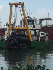 중국산 20인치 YLCSD-500 수량 3500m3/시간의 수중 흡입식 모래 준설선은 인도네시아에서 인기가 있습니다 - Product Image 3
