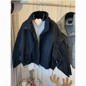2025 Style coréen femmes court <span class=keywords><strong>Trench</strong></span> manteau manches chauve-souris coupe ample décontracté printemps automne veste <span class=keywords><strong>Petite</strong></span> vêtements d'extérieur - Product Image 4