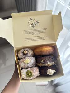 Emballage en carton de papier pliable biodégradable personnalisé, vente en gros de <span class=keywords><strong>boîte</strong></span> d'emballage de papier cadeau de gâteau biscuit biscuit beignet avec bûche - Product Image 4