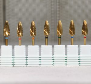 Forets de sécurité Typhoon en carbure de tungstène de luxe durable de 3/32 po pour l'élimination du gel acrylique dur, forets à ongles de grande taille pour ponceuse électrique - Product Image 6