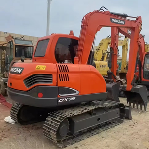 Excavatrice d'occasion coréenne Doosan DX75 de 7,5 tonnes, haute qualité, bonnes performances, en vente à prix réduit, en stock - Product Image 1