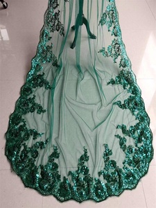 <span class=keywords><strong>Voile</strong></span> de <span class=keywords><strong>mariée</strong></span> de luxe vert émeraude à sequins et dentelle, longue <span class=keywords><strong>cape</strong></span> en tulle transparent pour mariages et événements formels 2026 - Product Image 5