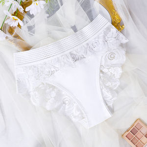 Женские эластичные кружевные трусики-стринги с низкой посадкой, черные, с цветочным узором, сексуальное женское нижнее белье - Product Image 4