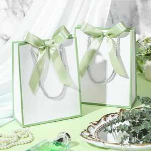 Sacchetti Regalo Bianchi con Manico e Fiocco in Verde Salvia per Festività, Capodanno, San Valentino, Matrimoni e Addii al Nubilato - Product Image 3