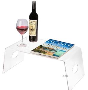 Organizador de Botellas de Agua en Niveles, Exhibidor para 6 Botellas, Soporte Acrílico para Botellas de Vino - Product Image 1