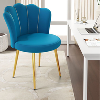 Chaise de salle à manger élégante avec dossier en velours à surpiqûres et structure dorée