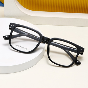 Gafas Ópticas con Marco Cuadrado Extreme J10007 para Mujer, Lentes Planas de Marco Completo, Protección Anti-UV, Hechas en Taizhou - Product Image 1