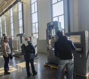 Computer-Controlled Electro-Hydraulic Servo <strong>Universal</strong> <strong>Testing</strong> <strong>Machine</strong> with 1 Year Warranty - Product Image 4