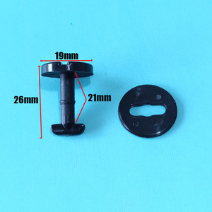 Clips de tapis de sol de voiture Bmw, clous filetés en plastique pour les séries 3, 6, X1, X3, pièces de rechange et de réparation - Product Image 2