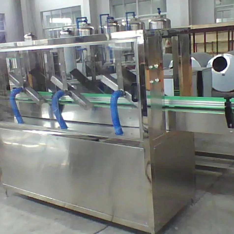 Máquina de enchimento de suco de água com lavagem de água, máquina de enchimento e tampagem para venda