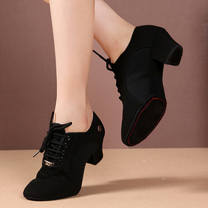 Sepatu Dansa <span class=keywords><strong>Tango</strong></span> Ballroom Latin Wanita, Bagian Atas Kain Oxford, Hak 5cm, Sol Suede, Warna Hitam, Sepatu Latihan - Product Image 3