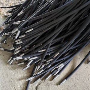 Tuyau en caoutchouc haute pression Wojiang DN6 70MPa tressé en fil d'acier pour le charbon, le pétrole et la construction - Product Image 2