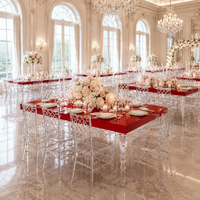 Nouvelle table de banquet rectangulaire en acrylique rouge transparente avec cristaux pour mariage, idéale pour la décoration d'événements et de réceptions.