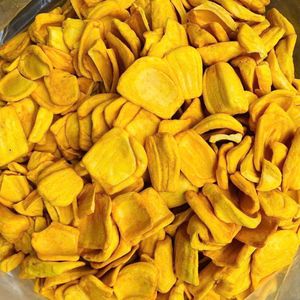 ชิ้นขนุนทอดสุญญากาศธรรมชาติ น้ำมันน้อย กรอบอร่อย รับผลิตแบบ OEM จากเวียดนาม - Product Image 1