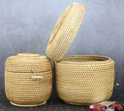 Promotional Rattan Wicker Woven Blue And White Porcelain Decorative Stackable Knitting Storage Basket Bali Woven Tray