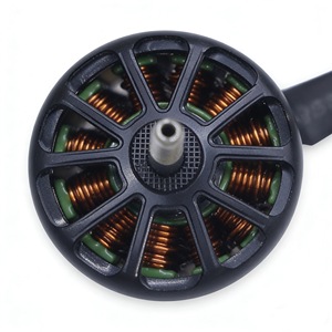 Motor sin Escobillas Impermeable 3115 900KV - Desata el Potencial de los Drones de Carreras FPV con Cámara y Control Remoto de 9-11 Pulgadas - Product Image 2