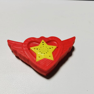 Wing Shaped <b>Music</b> <b>Box</b> Red Blue Pink 3-6 Years Roller Skating Accessories Unisex Toy - Product Image 1