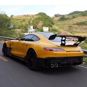 ชุดแต่งคาร์บอนไฟเบอร์แบบเปียกสีดำ รุ่น Black Series สำหรับรถเบนซ์ AMG GT ปี 2015-2023 ประกอบด้วยกันชนหน้า/หลัง สเกิร์ตข้าง และฝากระโปรง - Product Image 5