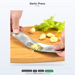 Modern Multifunction Stainless Steel <strong>Ginger</strong> &amp; Garlic Press Manual Kitchen Tool-Everyday Eco-Friendly Vegetable <strong>Chopper</strong> - Product Image 3