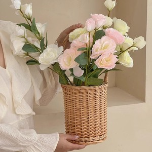 ดอกลิเซียนธัสประดิษฐ์ สีขาว สีชมพูอ่อน ดอกไม้ผ้าไหม สำหรับตกแต่งงานแต่งงาน ตกแต่งบ้าน ใช้ซ้ำได้ สมจริงสูง ใช้เป็นพร็อพถ่ายภาพกลางแจ้ง - Product Image 2