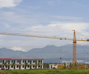 Nueva grúa <span class=keywords><strong>torre</strong></span> en topless plana <span class=keywords><strong>de</strong></span> 20 toneladas con motor central, caja <span class=keywords><strong>de</strong></span> cambios, componentes del motor - Product Image 3