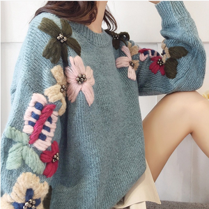 Maglione Caldo Grigio Pullover con Ricami di Perle e Fiori Fatti <span class=keywords><strong>a</strong></span> <span class=keywords><strong>Mano</strong></span> Collo Tondo Maglieria da Donna Maglioni Ricamati - Product Image 4