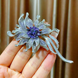 <span class=keywords><strong>เข็มกลัด</strong></span> TIANSHE ประดับพู่ดอกไม้ทองแดงและเพทายสีเขียว ดีไซน์หรูหรา คุณภาพสูง ขายส่ง - Product Image 3