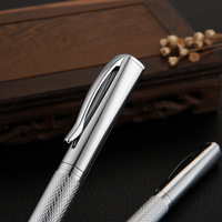 Stylo en acier inoxydable à tête carrée sans rayures Autorité épaisse Stylo à ondulation personnalisé Stylo à bille en métal argenté avec logo de gravure
