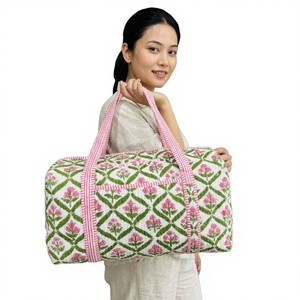 Grand sac de voyage matelassé en coton, durable, léger et écologique, avec doublure en polyester, fermeture éclair, personnalisable, pour la nuit - Product Image 1