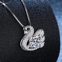 Collar de cisne de plata esterlina S925 de un quilate con piedra preciosa de moissanita Reloj de moissanita G Shock