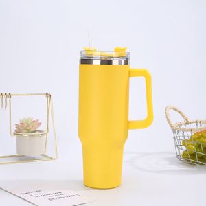 Mug de voyage H1.0 avec poignée, 40 oz, double paroi isolée, couvercle, paille, antidérapant, couleur personnalisée OEM - Product Image 3
