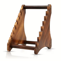 Dieses Holz-Display-Regal ist für eine Sammlung von 8 Messern konzipiert. Holz-Messerständer.
