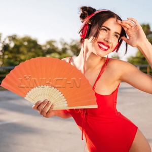 Abanicos de bambú de calidad natural 100% Abanicos de mano de tela mexicana - Product Image 1