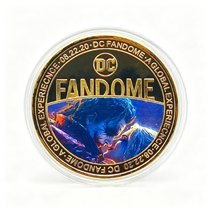Medallón de héroe payaso loco 2026: Cinco diseños de villanos traviesos, chapado en oro, con estuche de acrílico - Product Image 5