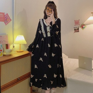 Material de crepé para <span class=keywords><strong>mujer</strong></span> Fall Fat MM ropa de dormir camisón suelto dulce estilo princesa ropa de casa de manga larga de encaje con cuello en V Maxi <span class=keywords><strong>pijama</strong></span> - Product Image 3