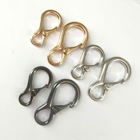 Portachiavi a forma di zucca in metallo, moschettone a forma di arachide, mini anello portachiavi in lega con molla a scatto, fibbia di aggancio, anello a D, accessori fai da te per borse da scuola e attività all'aperto