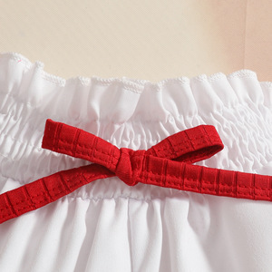 Set di <span class=keywords><strong>Abbigliamento</strong></span> Estivo per <span class=keywords><strong>Bambina</strong></span> 0-3 <span class=keywords><strong>Anni</strong></span>, Top Floreale Senza Maniche con Bretelle Singole a V + Pantaloncini - Product Image 6