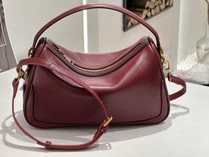 2026 नई लक्जरी असली चमड़े के हैंडबैग विंटेज फैशन महिलाओं के कंधे पर बड़ी क्षमता वाला क्रॉसबॉडी बैग बैग - Product Image 6