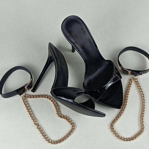 รองเท้าส้นสูงแบบสวมเปิดส้น ไซส์ 47 สำหรับฤดูร้อน ผู้หญิง ส้นเข็ม สายรัดข้อเท้าโลหะ ประดับโซ่  รองเท้าแตะแบบมีส้น  รองเท้าลำลองสำหรับออกงานกลางแจ้ง รองเท้าปาร์ตี้ - Product Image 5