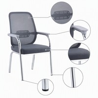 Chaise de conférence empilable Chrome Loop avec dossier haut en maille et assise rembourrée pour salle de formation et salle de banquet