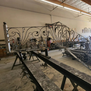 Rampe d'escalier en fer forgé noir simple moderne d'intérieur de l'usine chinoise Rampe d'escalier en fer forgé d'<span class=keywords><strong>occasion</strong></span> pour balcon Meilleur prix - Product Image 1