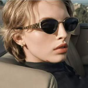 Metal Cat-Eye <b>Sunglasses</b> For Women UV400 Protection <b>Small</b> <b>Frame</b> Fashion Design Outdoors Driving Party Use - Product Image 4