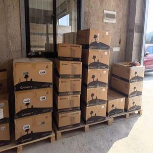 중국 브랜드 삼상 하이브리드 4kw-10kw 고효율 인버터 SPH3000-6000TL 와이파이 지원 병렬 컴퓨터 연결 가능 - Product Image 5