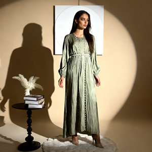 Robe Abaya élégante en polyester perlé sur mesure de qualité supérieure pour femmes musulmanes, occasions spéciales - Product Image 1