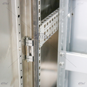 Caja de distribución de subestación eléctrica de acero inoxidable de doble puerta CHNSMILE, protección resistente a la intemperie para exteriores, IP54 OEM disponible - Product Image 6