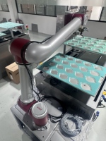Uzun Menzilli Yüksek Sertlikte JAKA Zu20 İşbirlikçi Robot Kolaboratif Cobot 20kg Taşıma Kapasitesi 1780mm Çalışma Yarıçapı Alüminyum Gövde 750W Güç